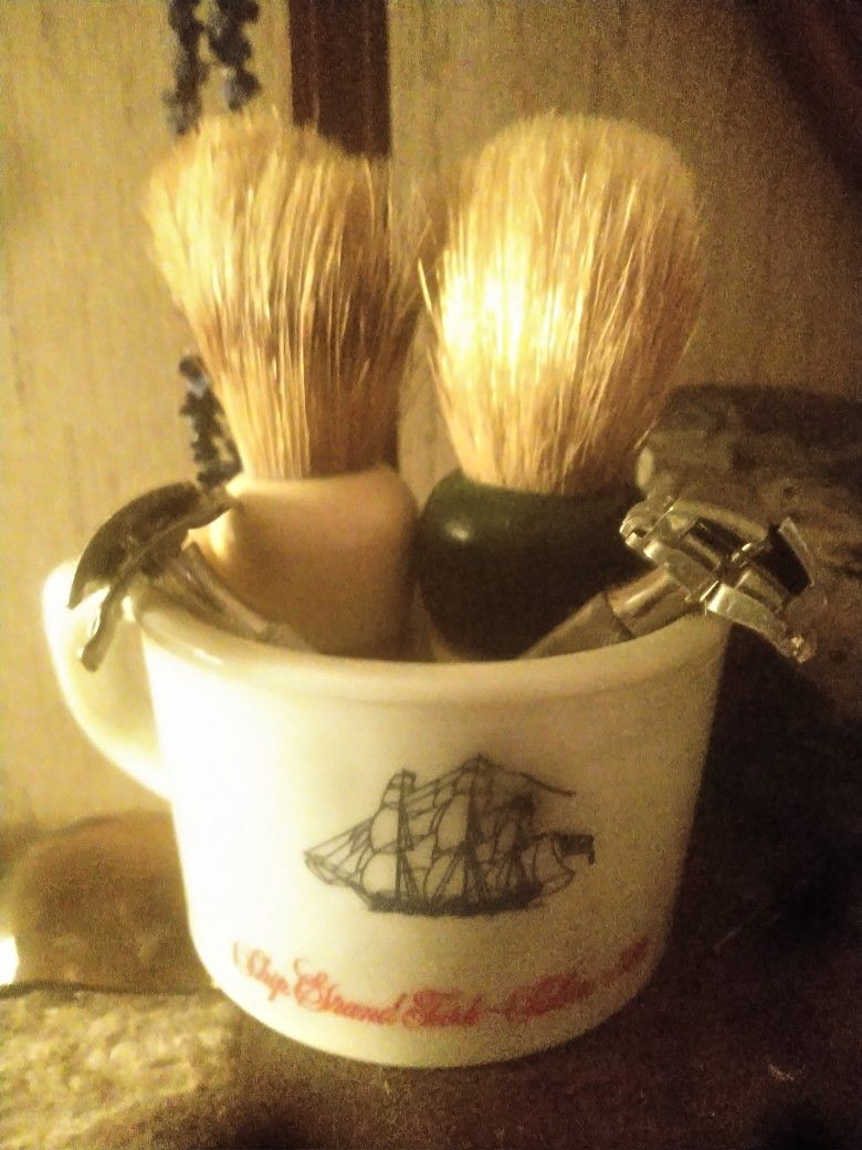 Old Spice Lather Cup That Two Lather Sticks And Two Shavers