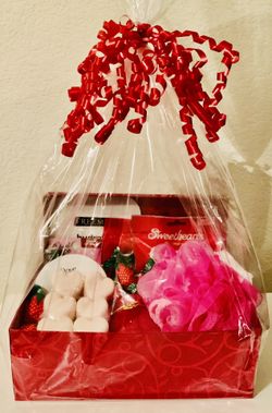 Mother's Day Valentine Birthday Spa Care Gift Basket