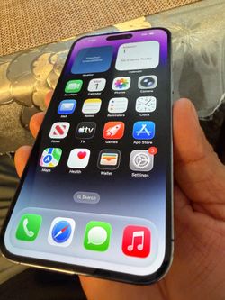 iPhone 14 Pro Max 256gb back has a crack.  Fully functional.