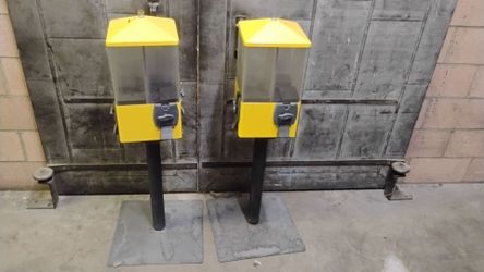 Vintage Gumball Machines (100 each)