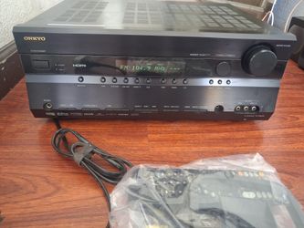 Onkyo TX-NR696 AV with box remote and orignal packaging