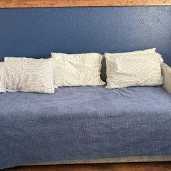 Day Bed Frame With Trundle