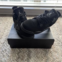 Jordan 4 Black Cats 