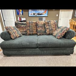 Couch Love Seat Set All For $300 Pick Up In Bourbonnais 