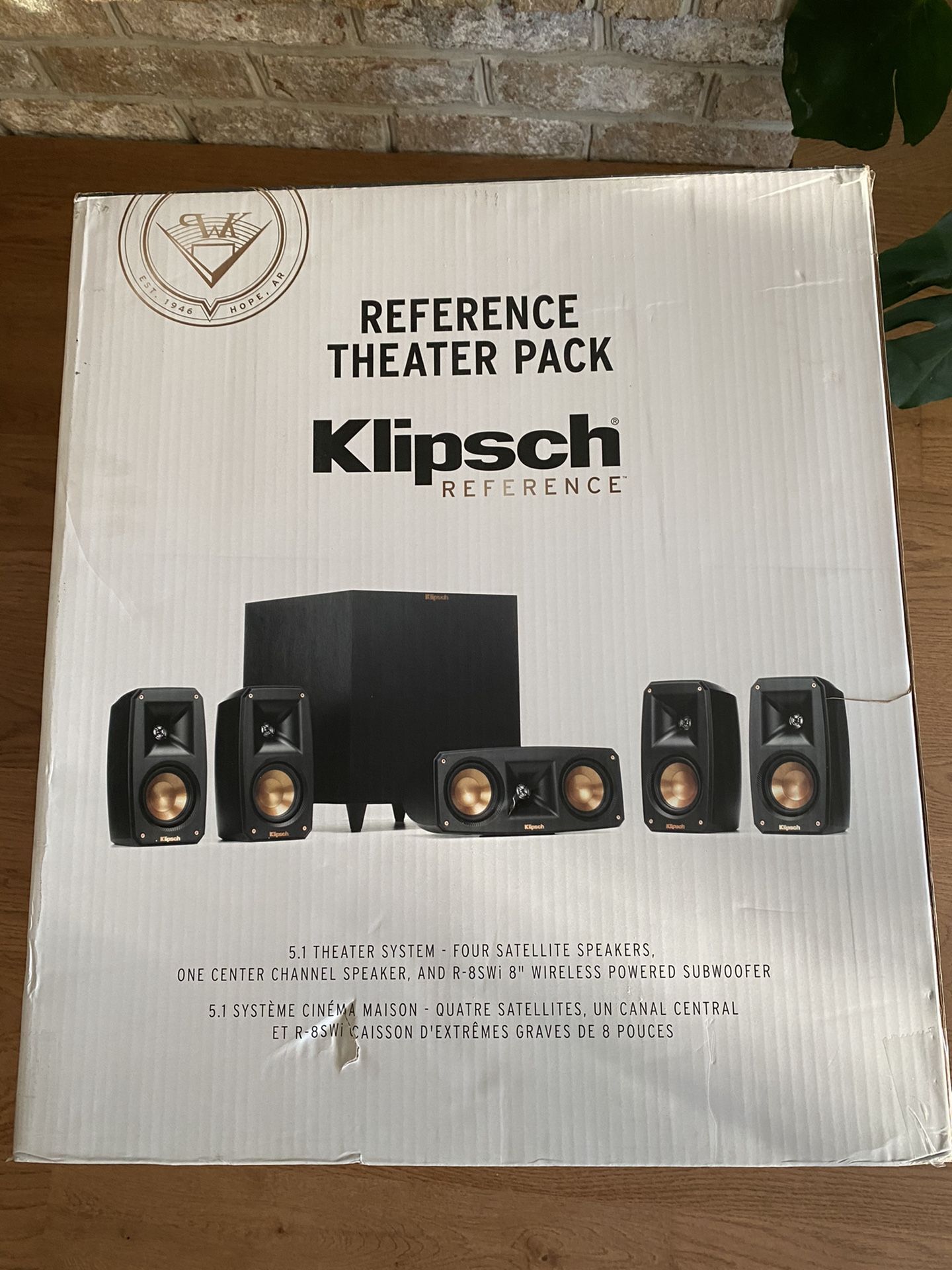 Klipsch Reference Theater Pack 5.1 Surround speaker System $500