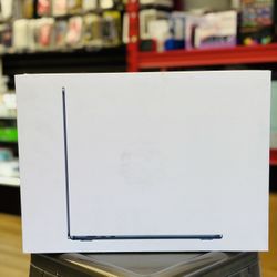 MacBook Air M3 Chip 15 Inch 512gb