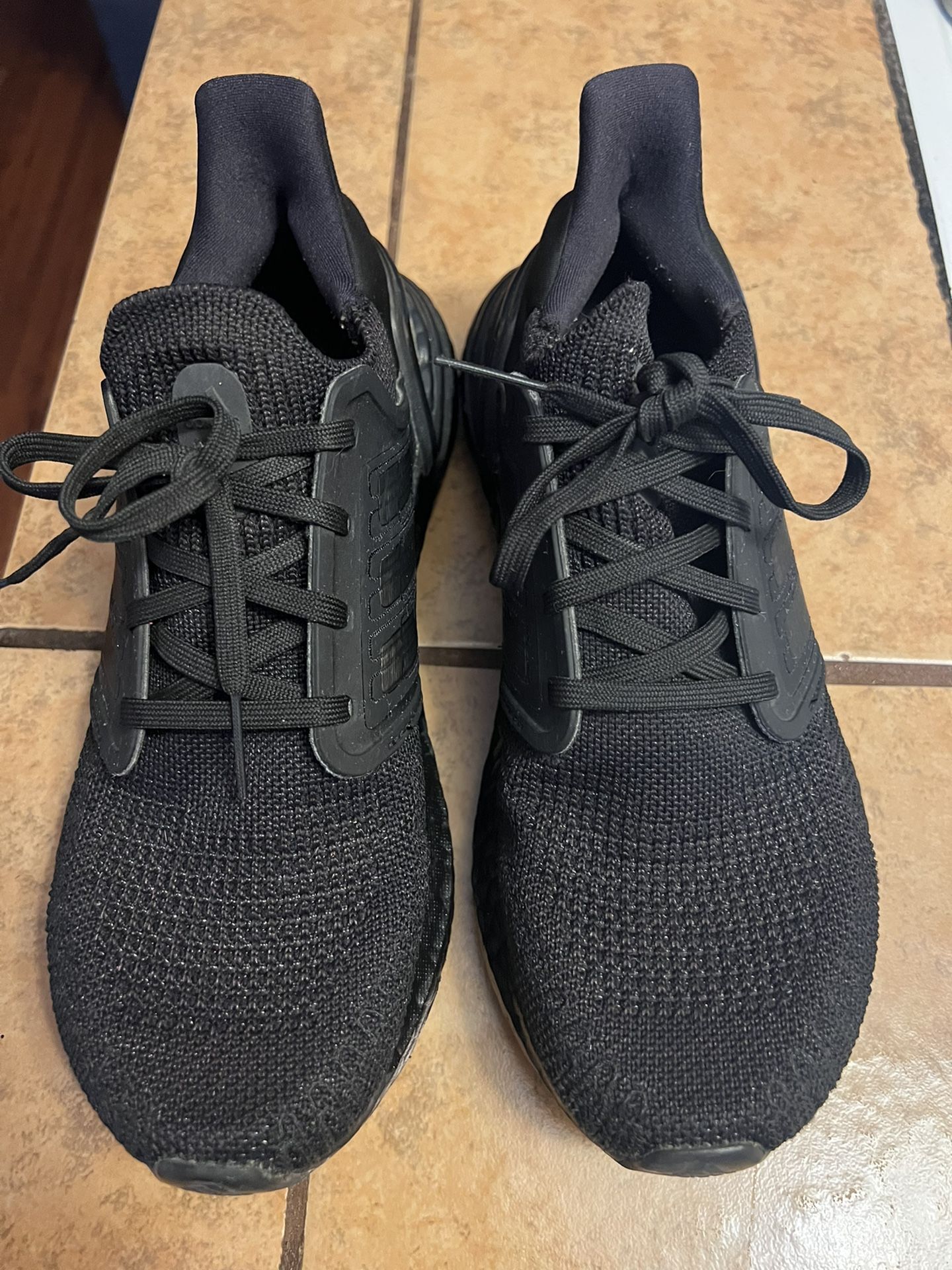 adidas ultra boost all black