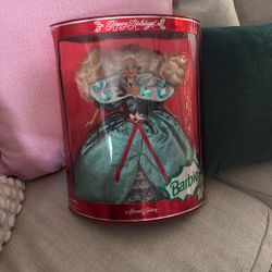 Happy Holidays Barbie Doll  1995
