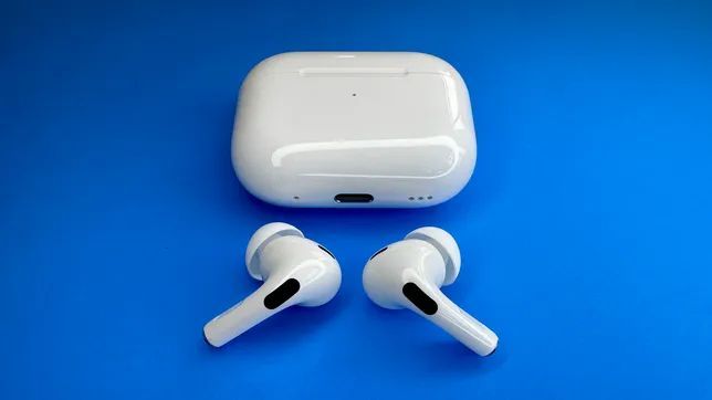 🎧 AirPods Pro 2 w/ MagSafe USB-C – Now Only $209 🔥