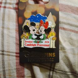 DisneyPINS Limited Edition Candlelight Processional