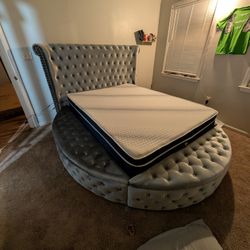 Queen Size Circle Storage Platform Bed - Same Day Delivery In Atlanta GA