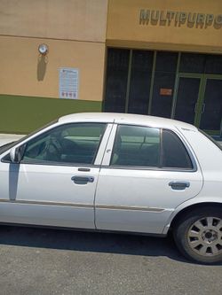 2003 Mercury Grand Marquis