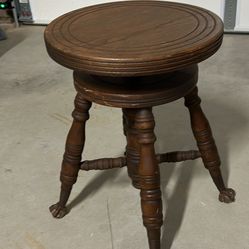 CIRCA 1900 SWIVEL PIANO STOOL