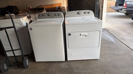 Washer and Drayer whirlpool