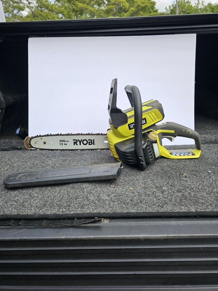 RYOBI 12" Cordless Chain Saw W/Battery No Charger