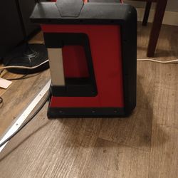 Milwaukee M18 18 V Worksite Radio and Charger