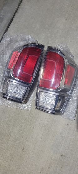 Toyota Tacoma Taillights
