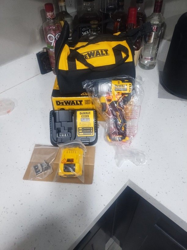 DeWalt Impact Wrench 12 Volt