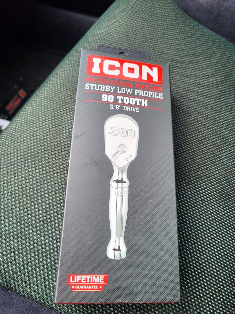 ICON 3/8 in. Drive Professional Stubby Low-Profile Ratchet
