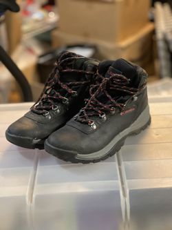 Columbia Hiking Boots