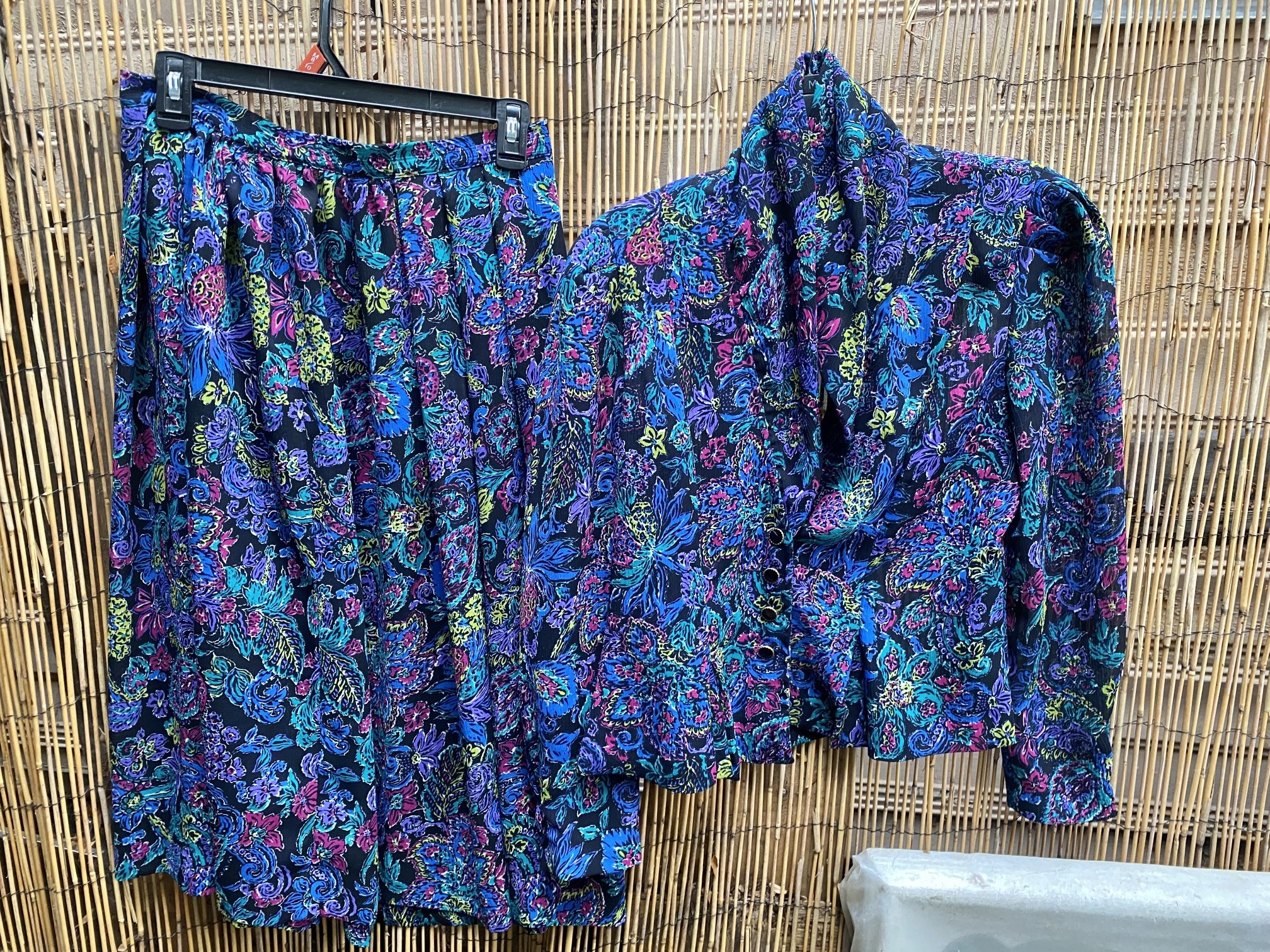 Leslie Fay 2 Piece Woman Skirt And Top