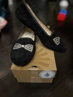 UGG W Alloway Crystal Bow Black