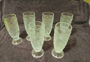 Vintage Czech Pavel onion pattern glasses. No chips or cracks.