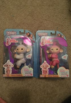 Fingerlings rare glitter exclusives