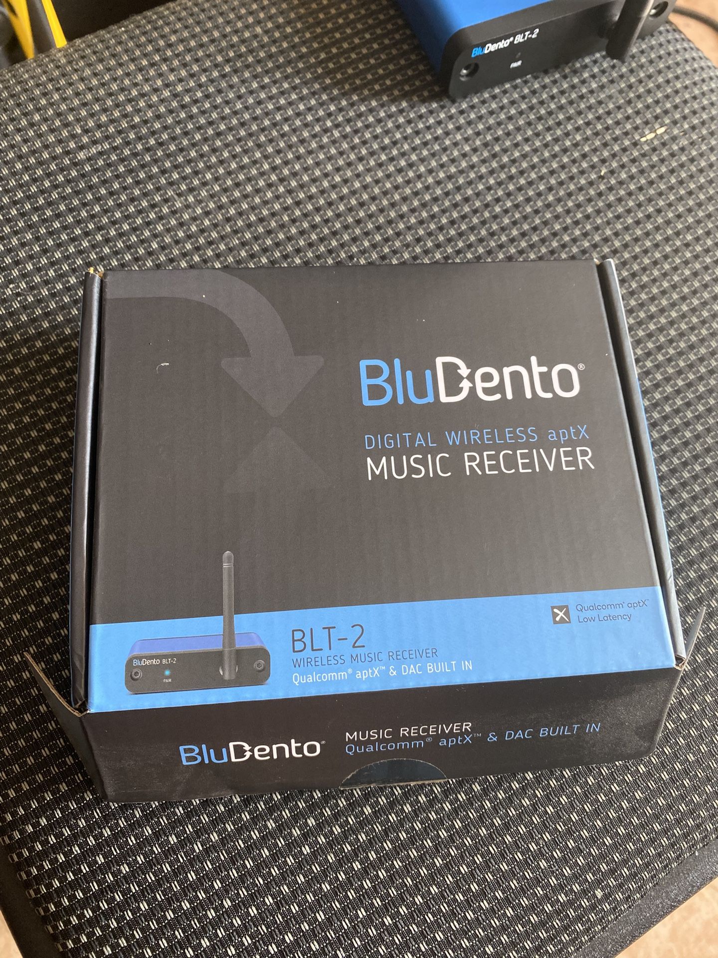 bluetooth streamer, like new