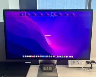 Apple Studio Display 27” 5K Retina (Glossy)
