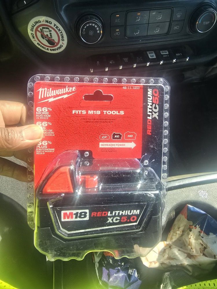 M18 Red Lithium Battery