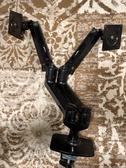 Amazon Basics Dual Monitor Arm – Desk Clamp, Heavy Duty