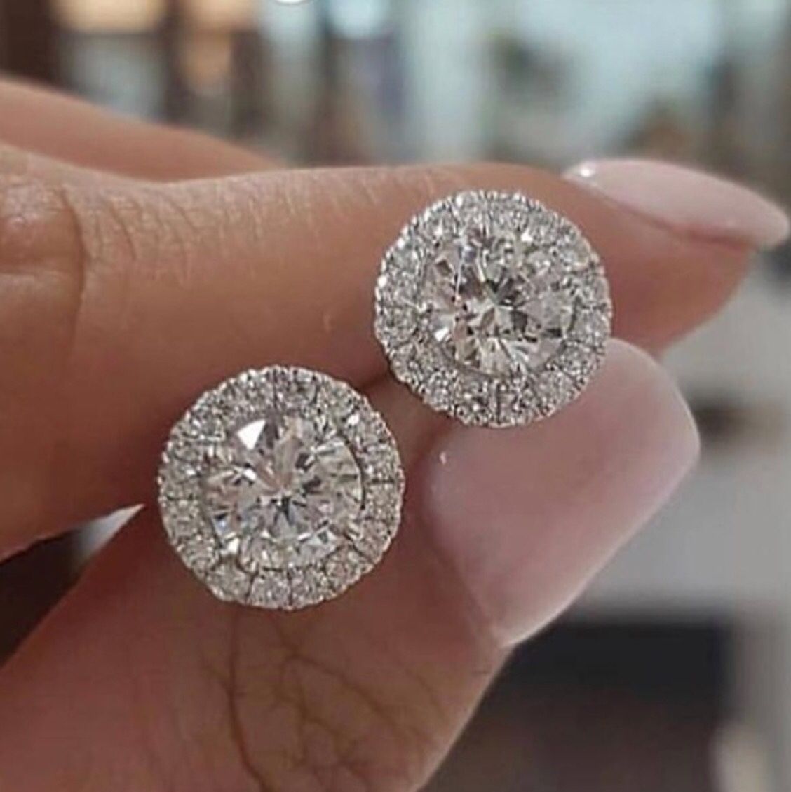 White Gold Round Cut White Topaz 0.25CT Diamond Stud Earrings Wedding Party Jewelry Gifts. Moissanite Diamond Studded!