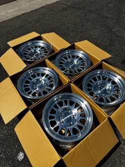 (5) New Method MR318 Machined Wheels For Jeep Wrangler Gladiator