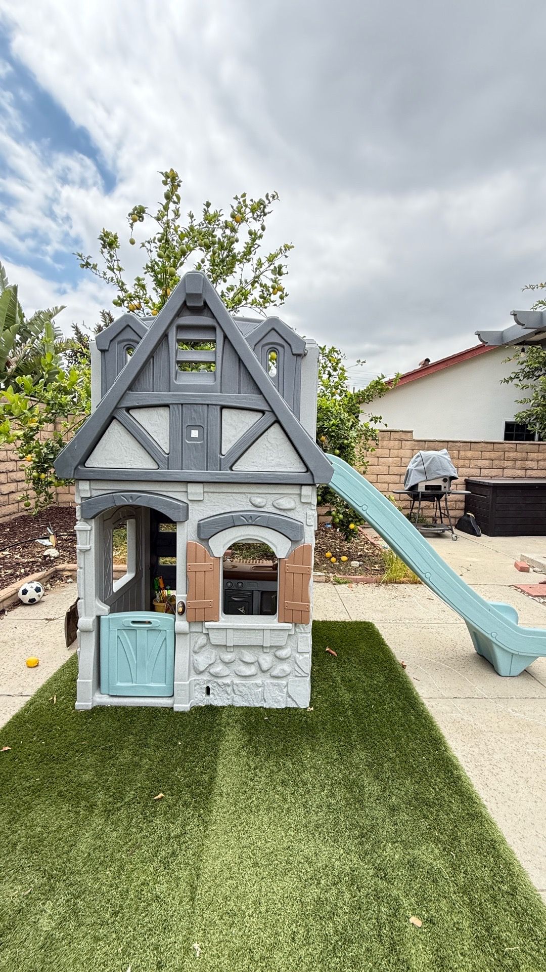 Step 2 Outdoor Playhouse with Slide