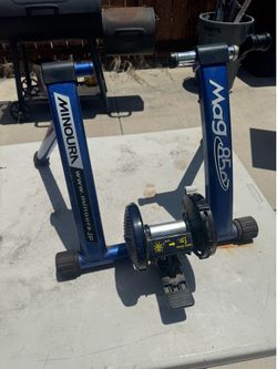 Bike training machine