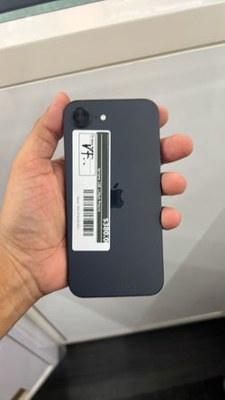 iPhone 16e 128 GB (Unlocked)