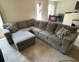 2 Piece sectional with chaise