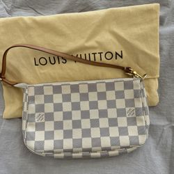 Louis Vuitton Pochette