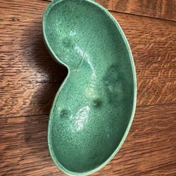 Kidney-Shaped Console