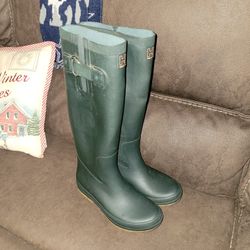 Helly Hansen Rain Boots Sz 5