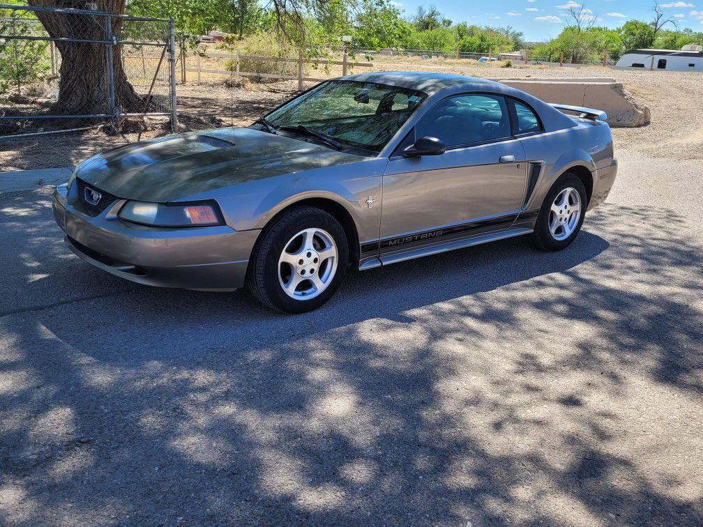 2002 Ford Mustang