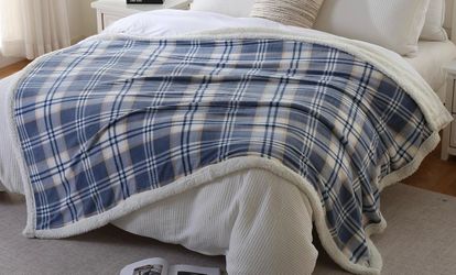 Queen size blanket