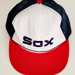 Vintage 1980s CHICAGO WHITE SOX Trucker Snapback Hat - TWINS Enterprises Boston