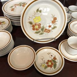 Mountain Wood Collection Stoneware