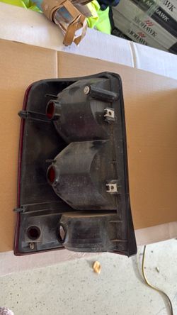 2005-2010 escalde right back light only for sale !!!