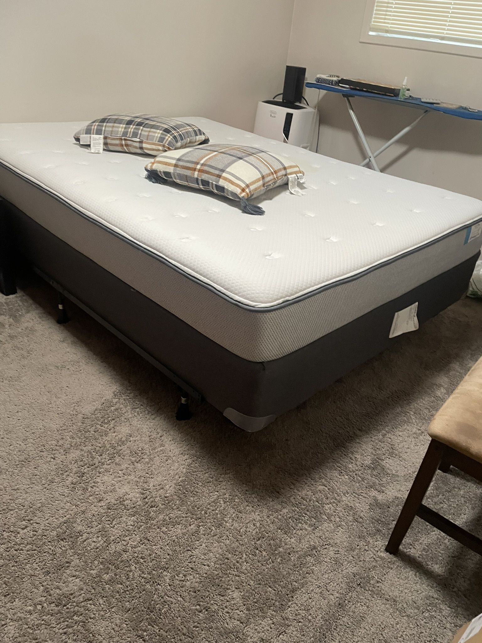 Twin And King Bed Free