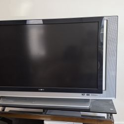 Large TV AMAZING PRICE