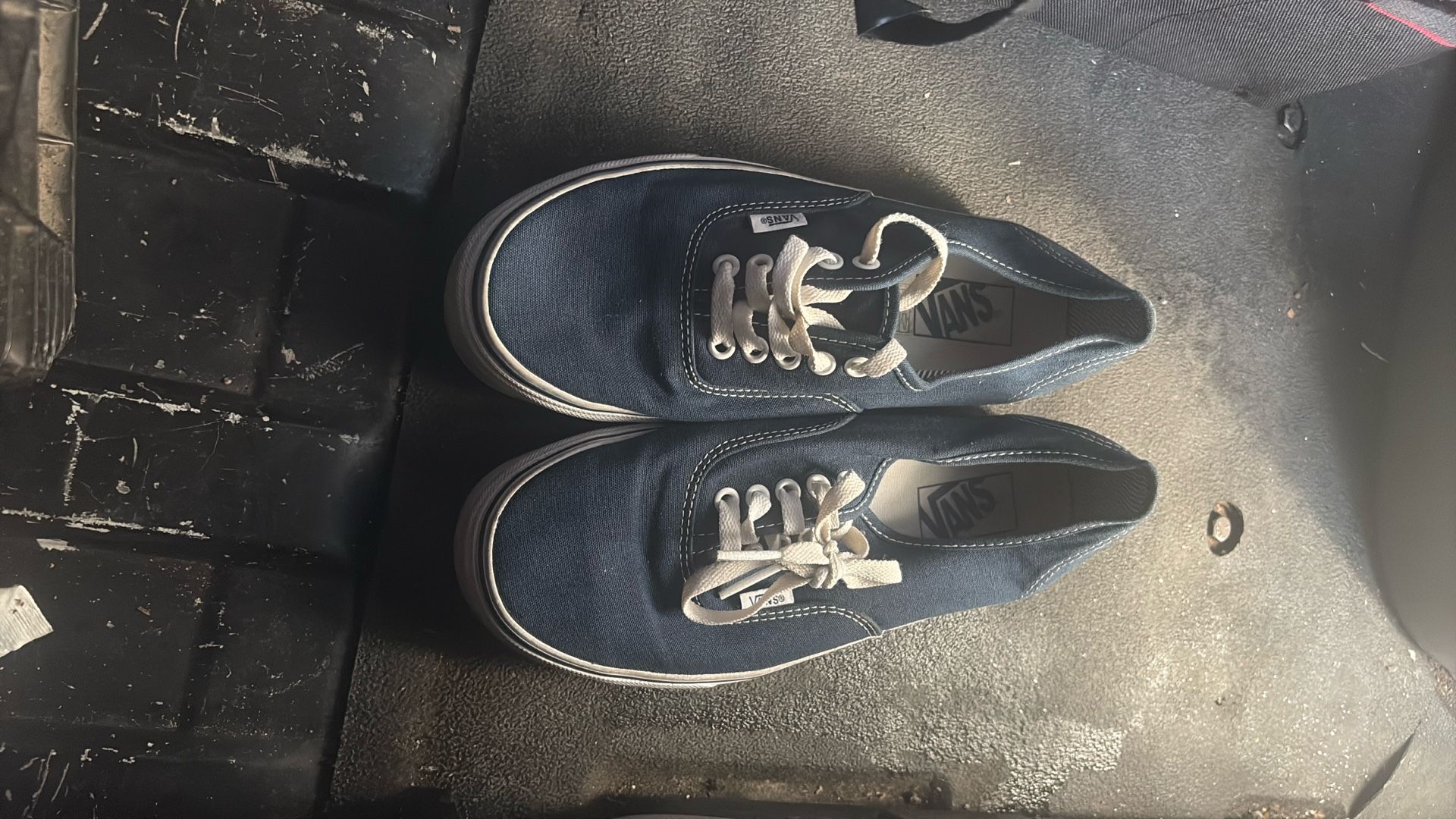 Vans Shoes M 7.5 W 9.0