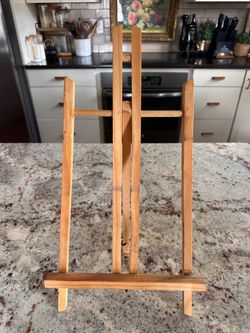 Wood Easel